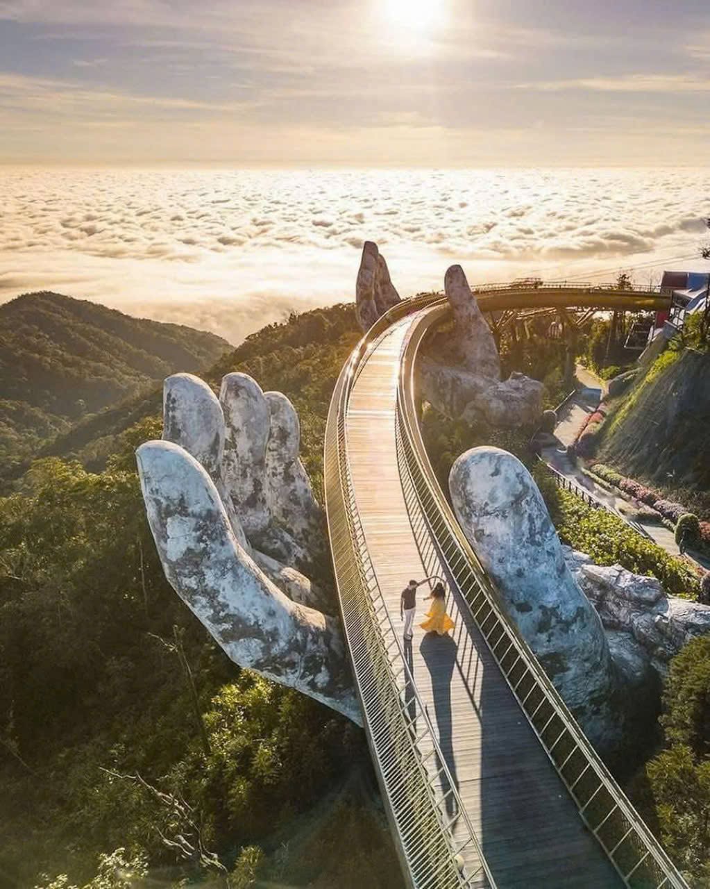 Da Nang – Ba Na Hills – Hoi An, 4 Days 3 Nights – Da Nang City Tour, Ba Na Hills, Golden Bridge, Marble Mountains, Hoi An Ancient Town, Cam Thanh Coconut Forest